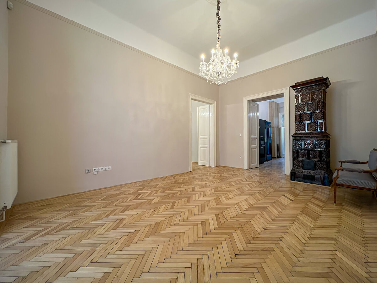 District VI luxury flat with tile stove