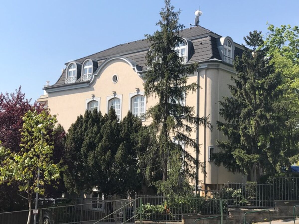 Buda Hills Villa exterior
